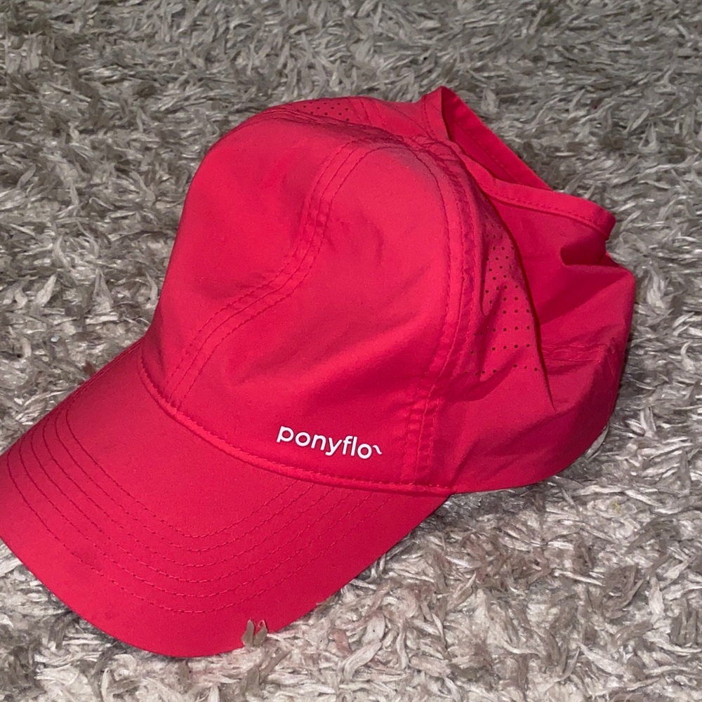 Ponyflo Vibrant hot pink  Cap